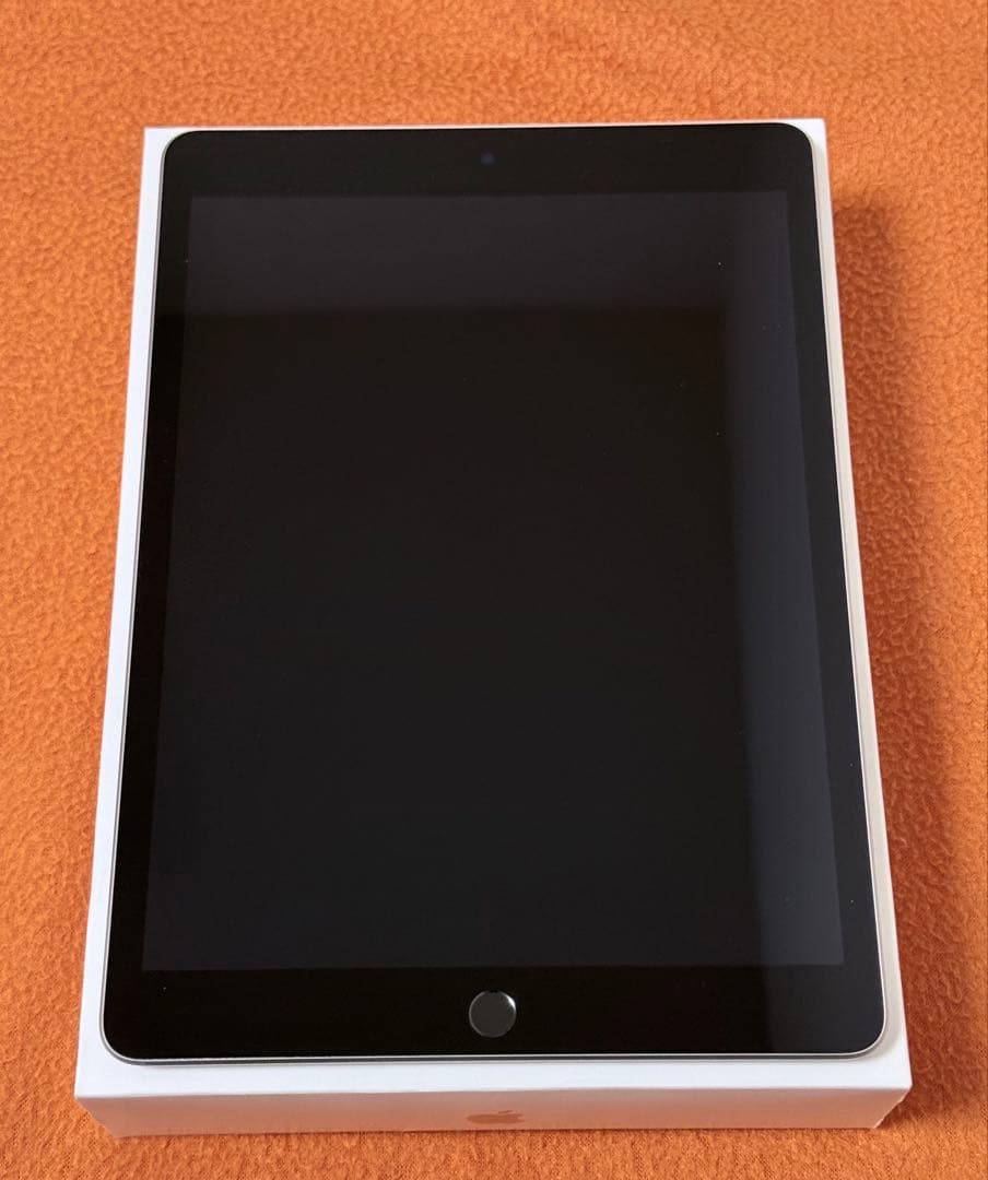 Apple iPad 第9世代 64GB シルバー Wi-Fiモデル