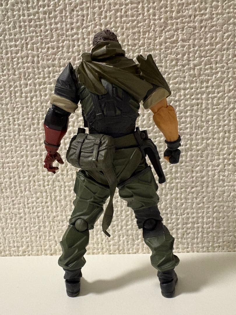 リボルミニ rm-015 ヴェノム・スネーク オリーブドラブ野戦服