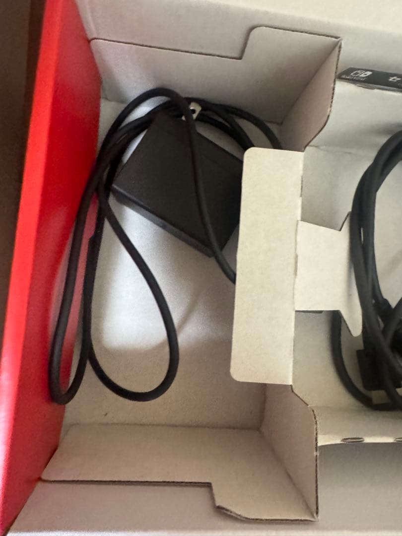 任天堂　Nintendo Switch HAC-001