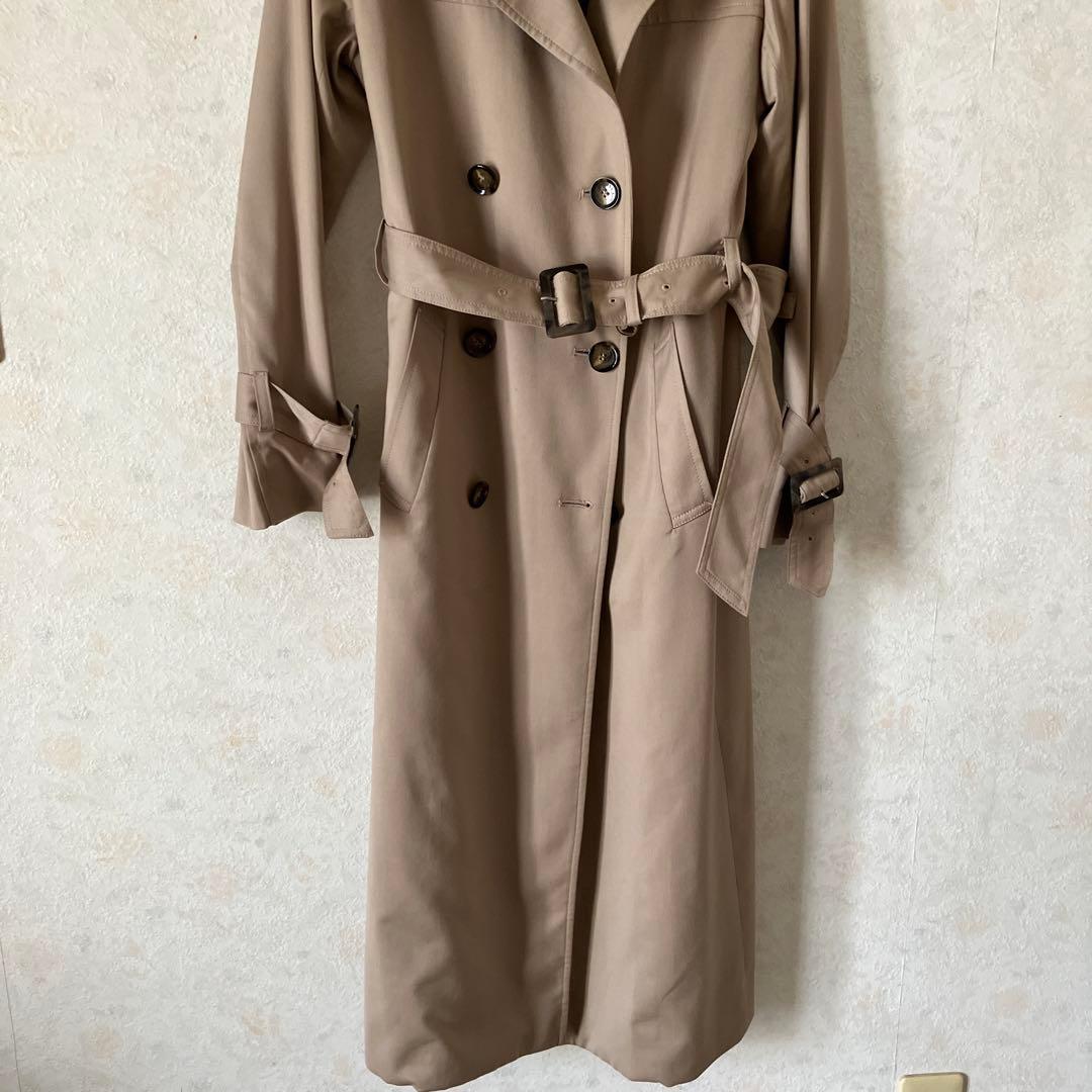 ミラオーエン　綺麗目ベージュ ダブルブレスト トレンチコート