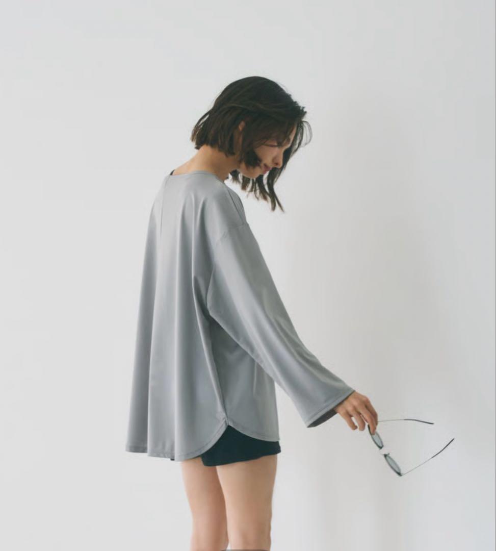 【超美品】LavishGate ラッシュガード　グレー　ボートネック