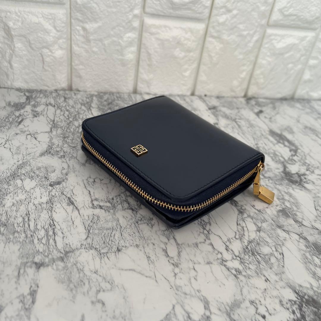 美品 GIVENCHY ジバンシィ レザー 二つ折り財布 ミニ財布