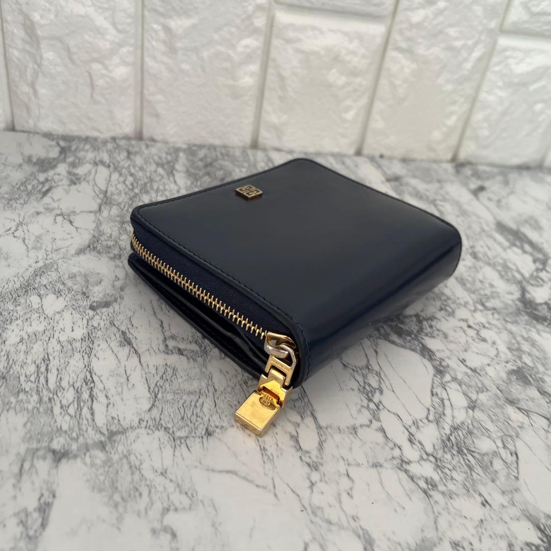 美品 GIVENCHY ジバンシィ レザー 二つ折り財布 ミニ財布