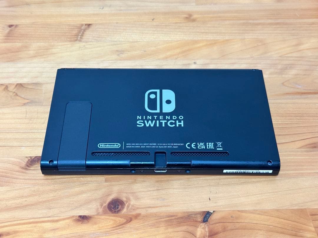 【良品】Nintendo Switch 本体のみ 2024年