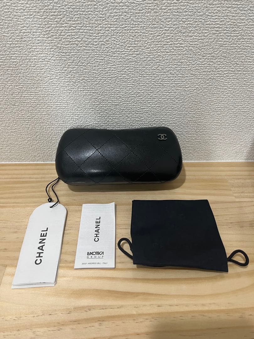 CHANEL ブラウン サングラス ケース付き