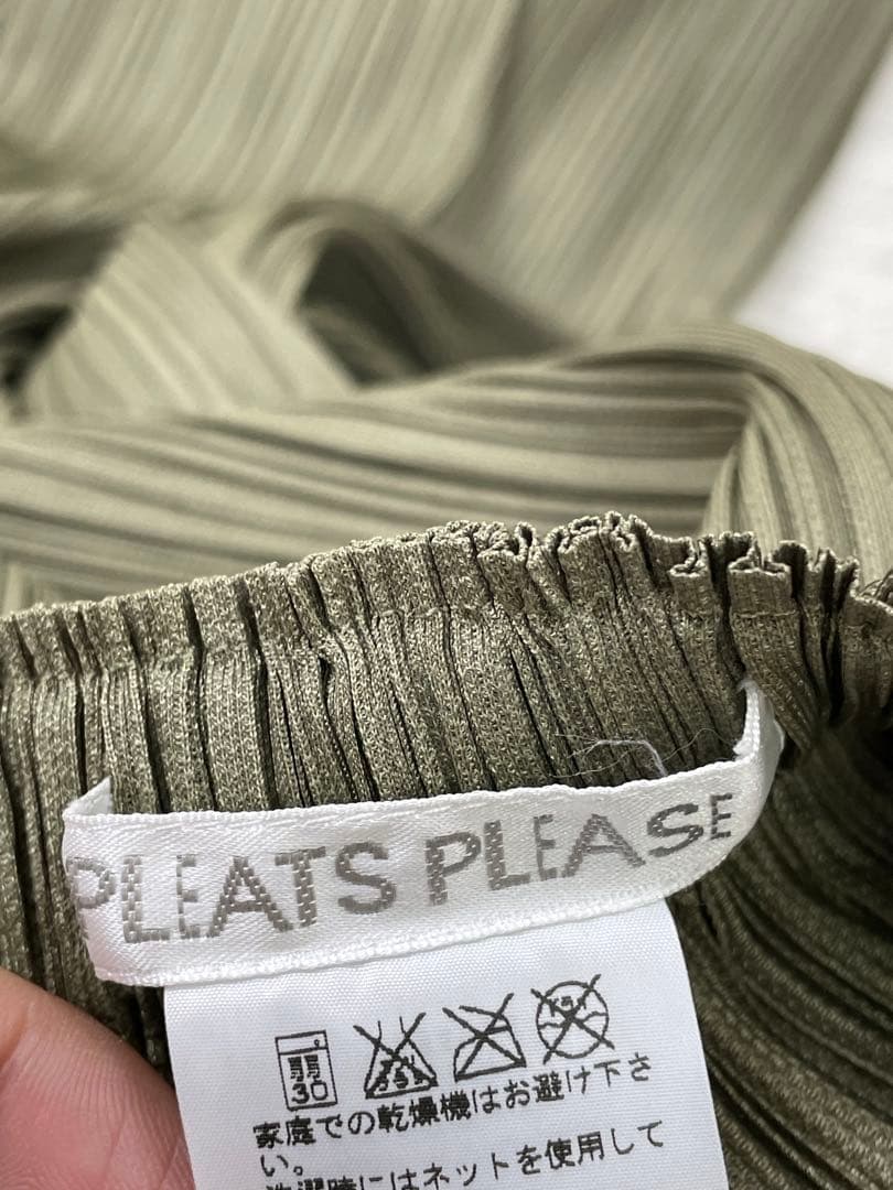 美品　PLEATS PLEASE オリーブグリーン プリーツロングスカート