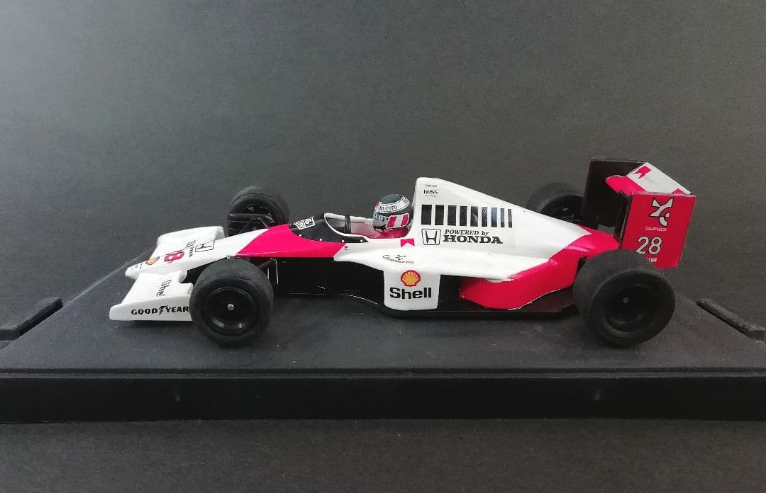 ■ONYX製■　ベルガー仕様　F1　マクラーレン　ホンダ
