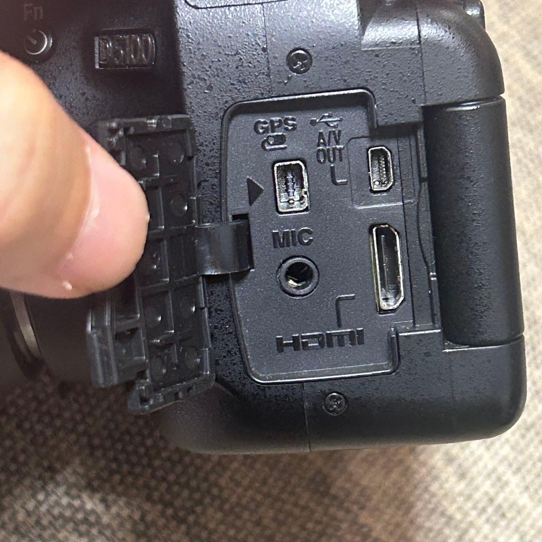 【稼働品】Nikon D5100 レンズキット　シャッター回数 5218