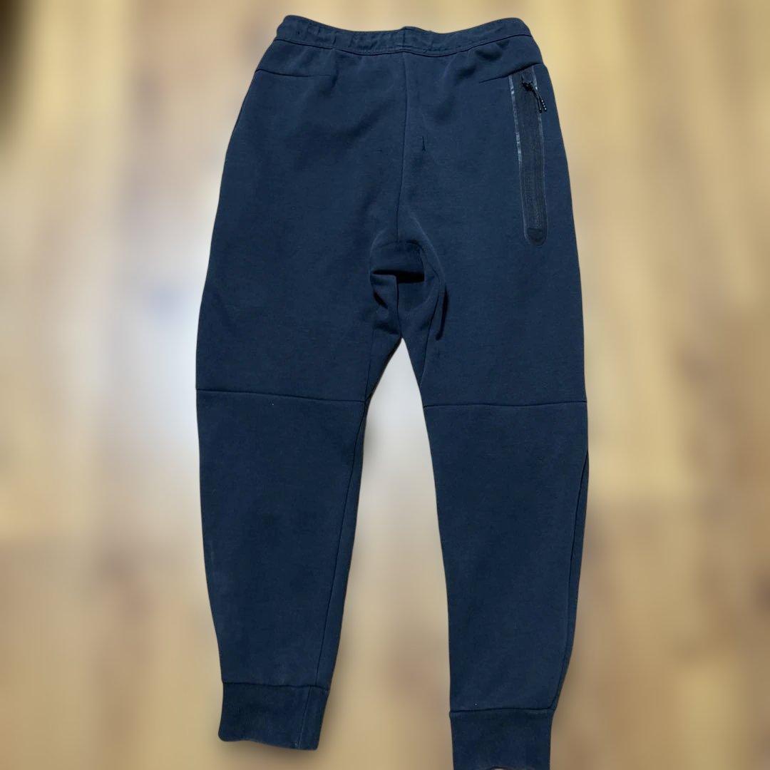 NIKEテックフリース黒　S