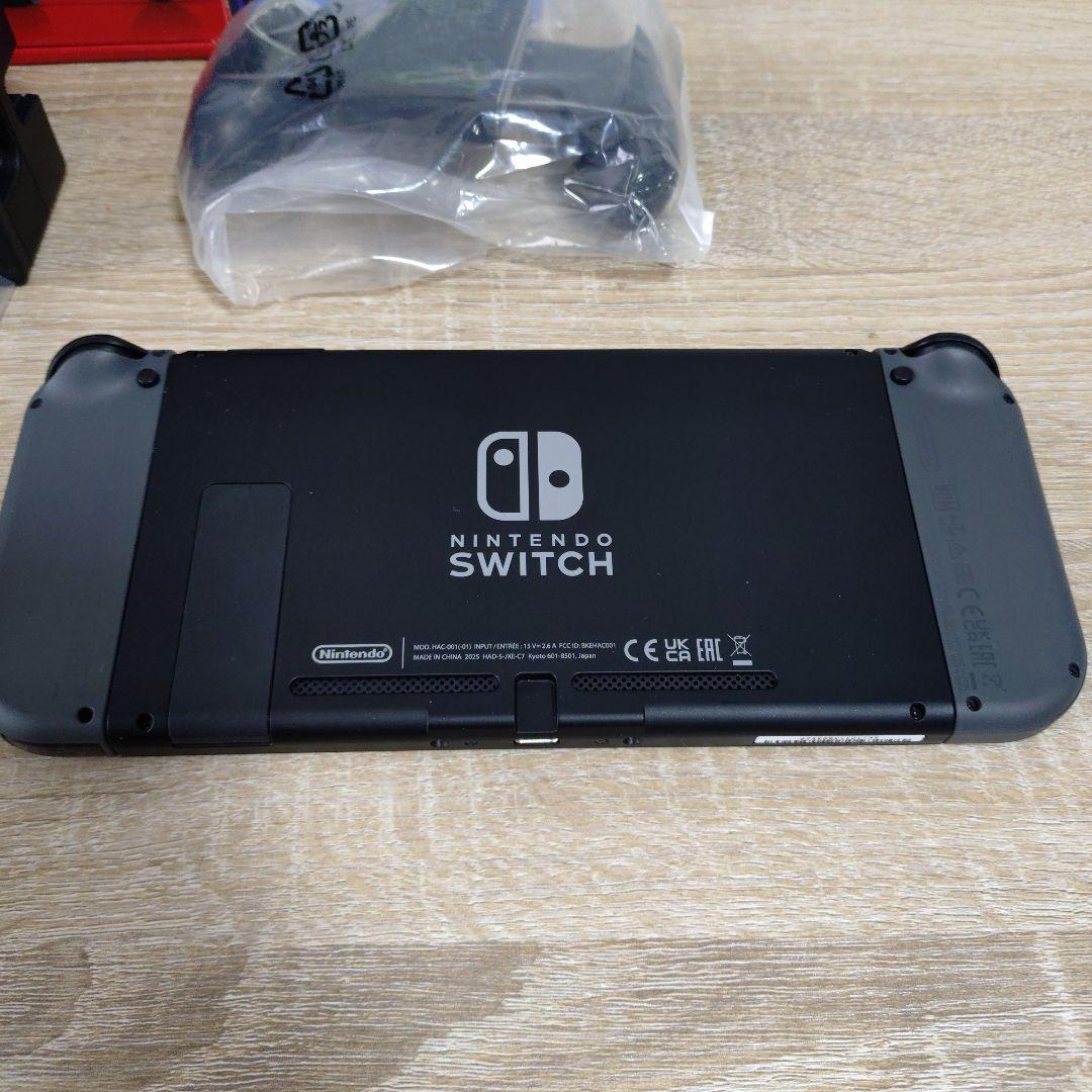 Switch 本体 2年半保証付 ソフト5本付き