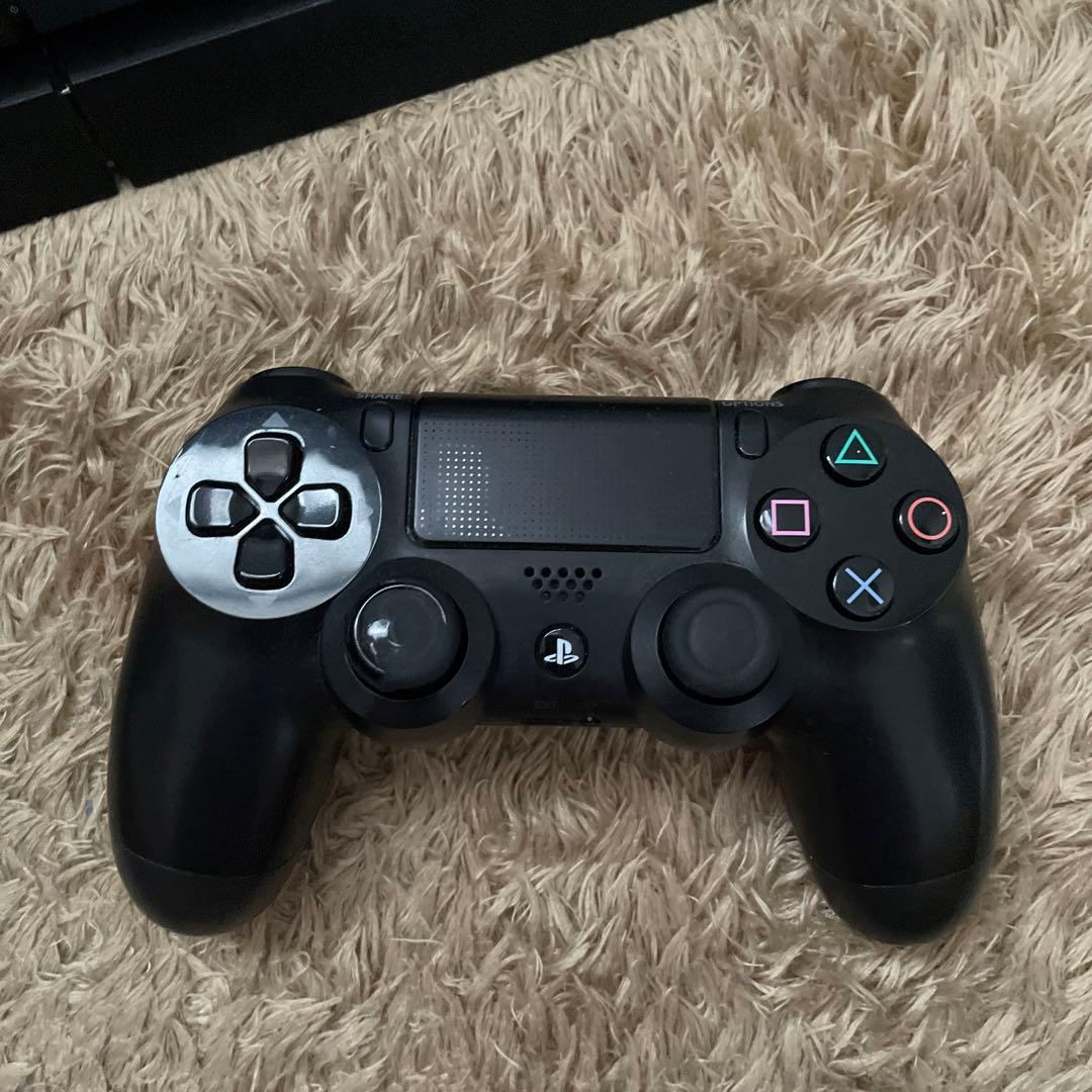 PlayStation ps4 プレステ4 黒 ブラック 本体 2 ソフト付