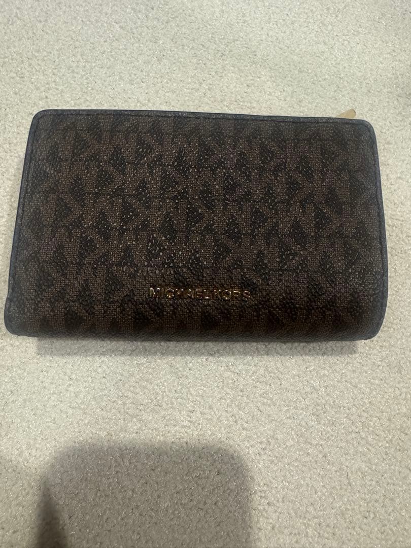 MICHAEL KORS モノグラム 二つ折り財布