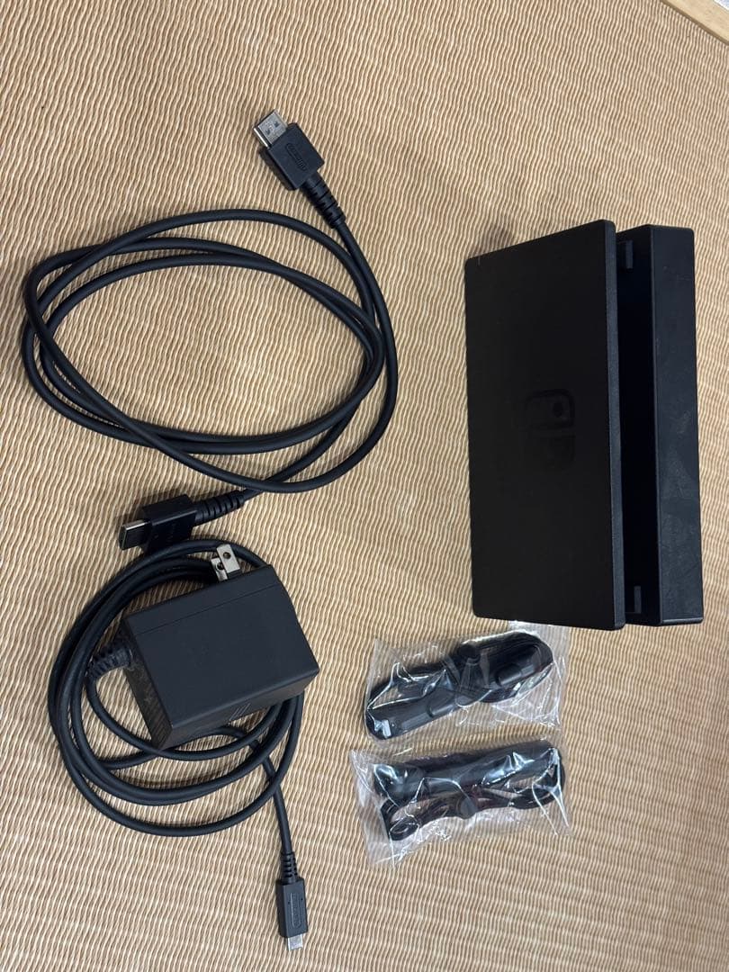 Nintendo Switch 本体 (HAC-001)