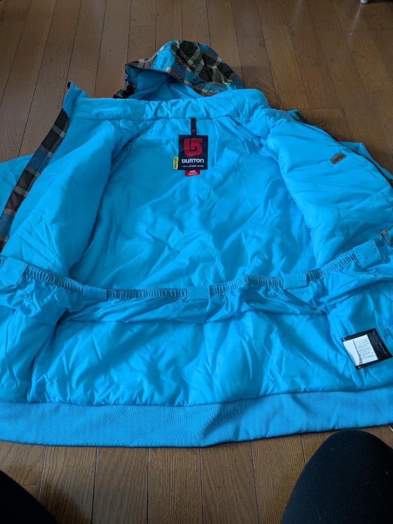 BURTON未使用　スノーボードウエア　ボーイズ