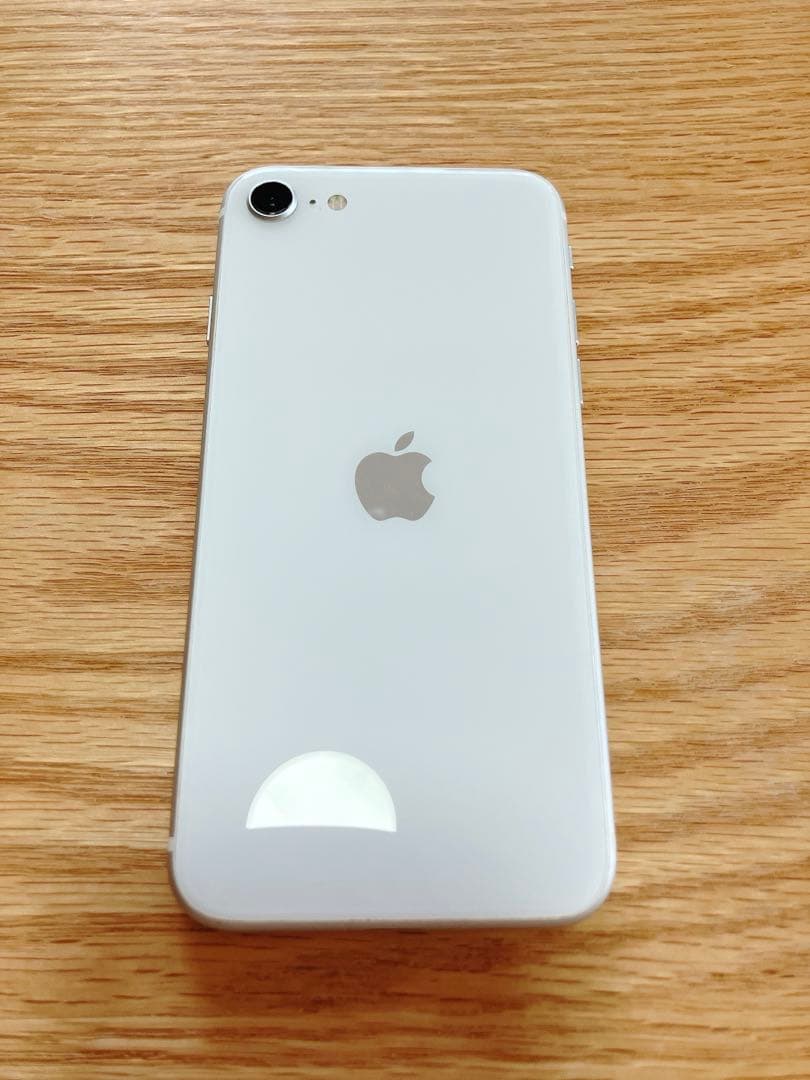 iPhone SE 第二世代 (SE2) 64GB ホワイト　[ジャンク品]