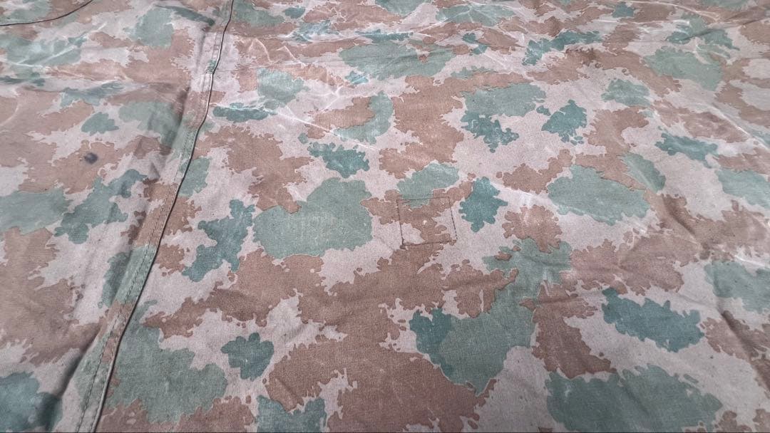 旧東ドイツ人民軍ポンチョテントタープ ブルメンターン フローラルカモ 軍幕