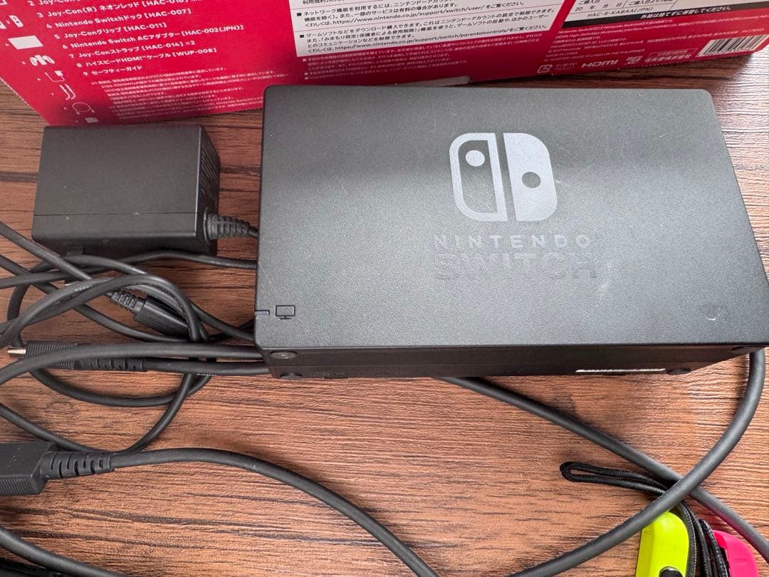 Nintendo Switch 本体・ジョイコン※通電確認済ジャンク