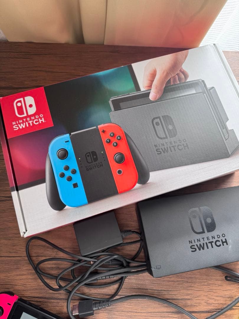 Nintendo Switch 本体・ジョイコン※通電確認済ジャンク