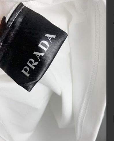 プラダ ホワイト Mサイズ 半袖 Tシャツ