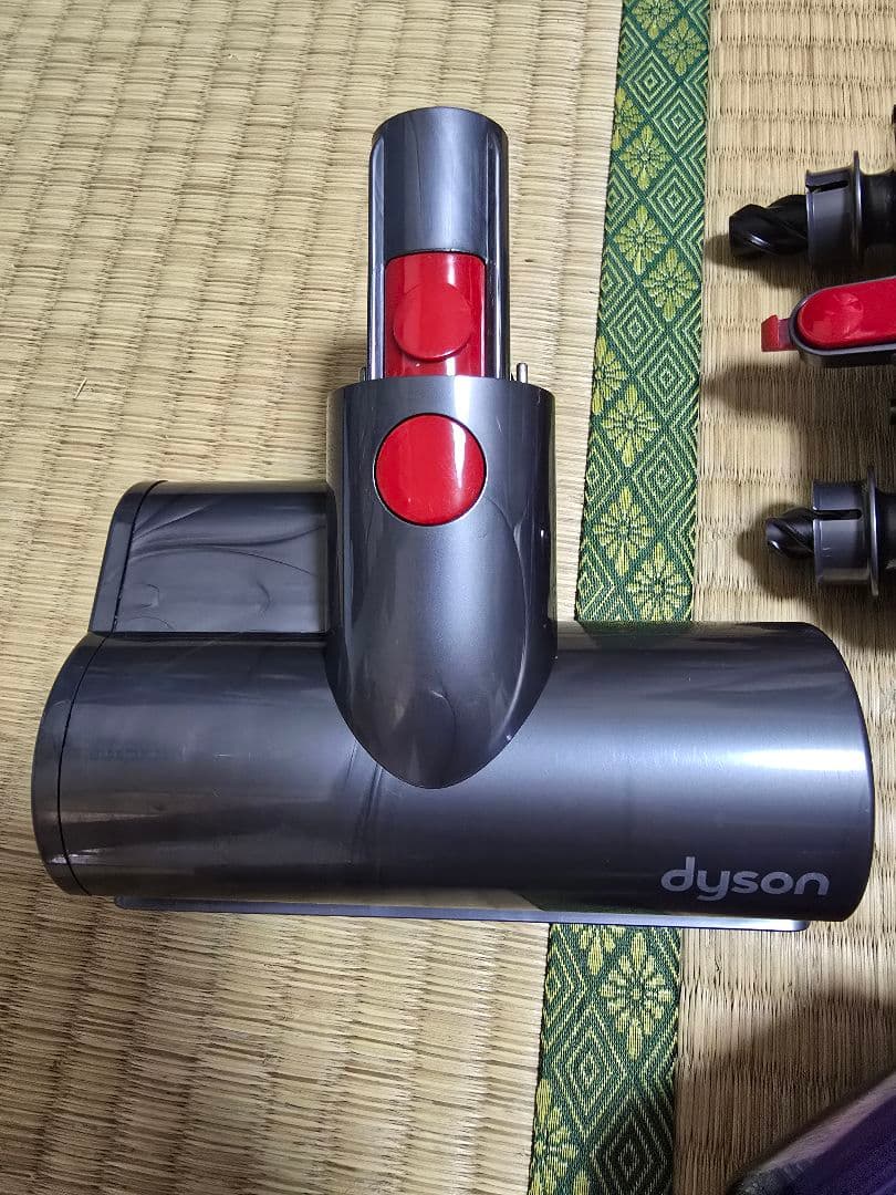 Dyson 掃除機 紫色 本体 保証 付属品付き