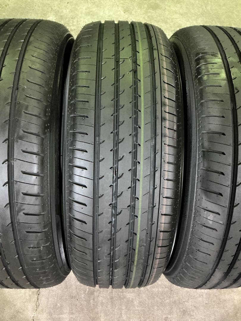 225/60R18 新車外し ヨコハマ アドバン アルファード ヴェルファイア