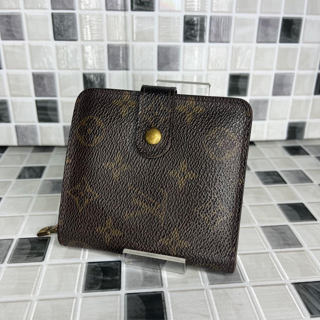 LOUIS VUITTON ルイヴィトン　モノグラム　二つ折り財布