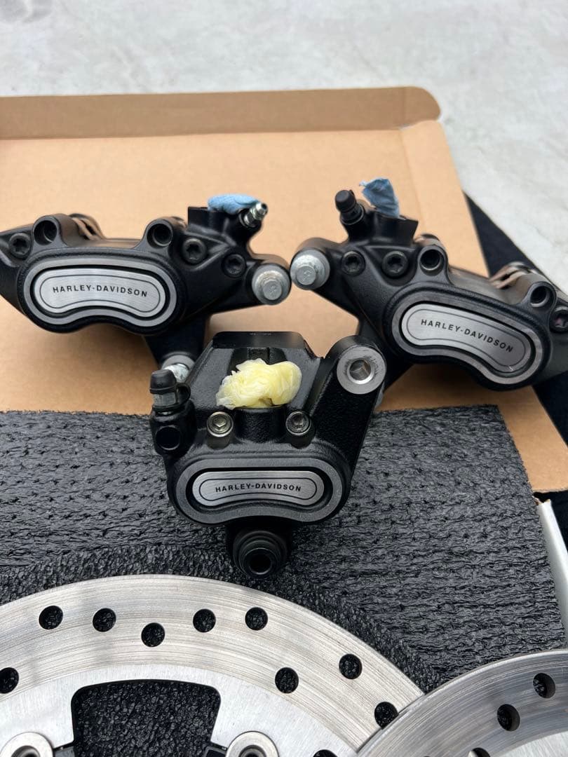 M8 FXLRS 2020式　前後キャリパー　ブレーキローターセット