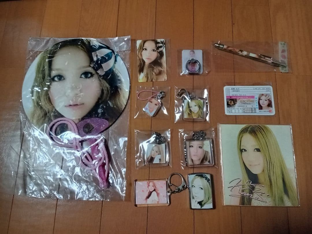 y*u様 西野カナ アクリルスタンド セット