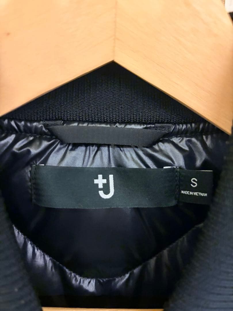 UNIQLO +Jハイブリッドダウンオーバーサイズ MA-1 UNIQLO