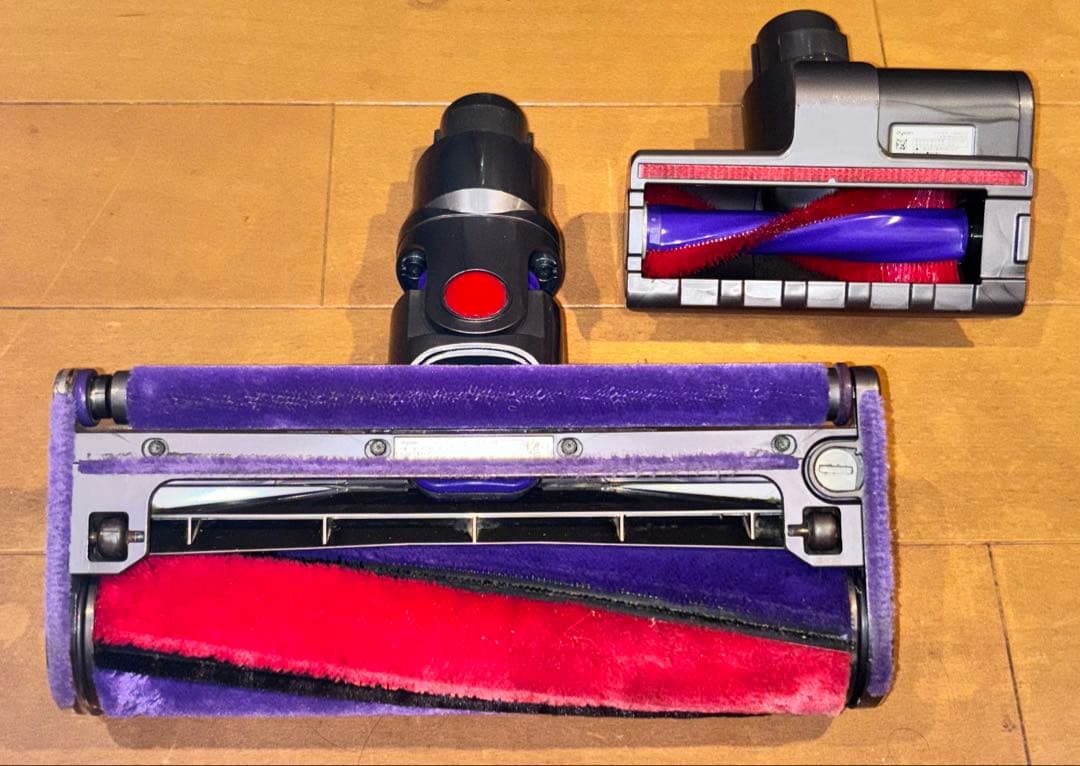 Dyson コードレスクリーナー V10 SV12 本体 パワーブラシ他 動作品