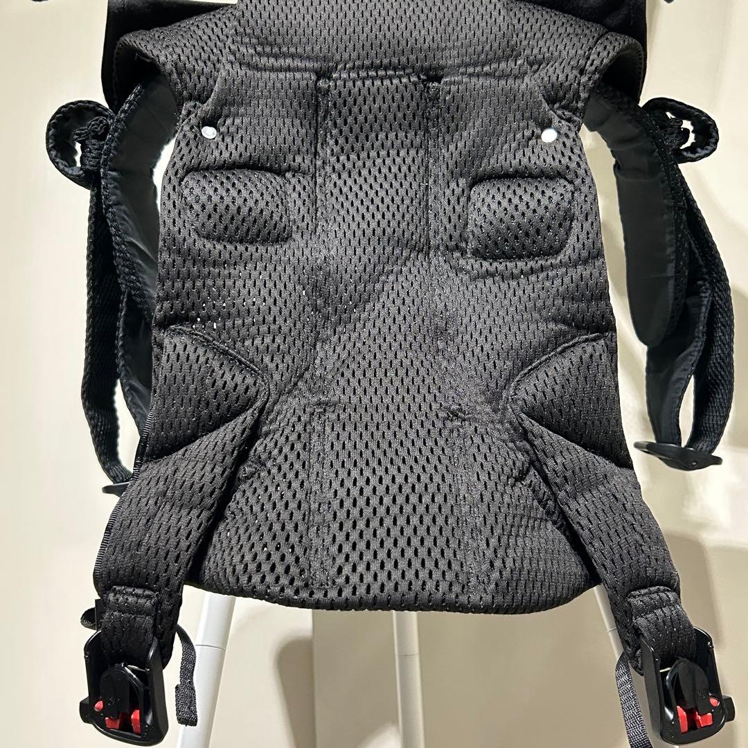 【美品】ベビービョルン 抱っこ紐 ONE KAI Air メッシュ ブラック