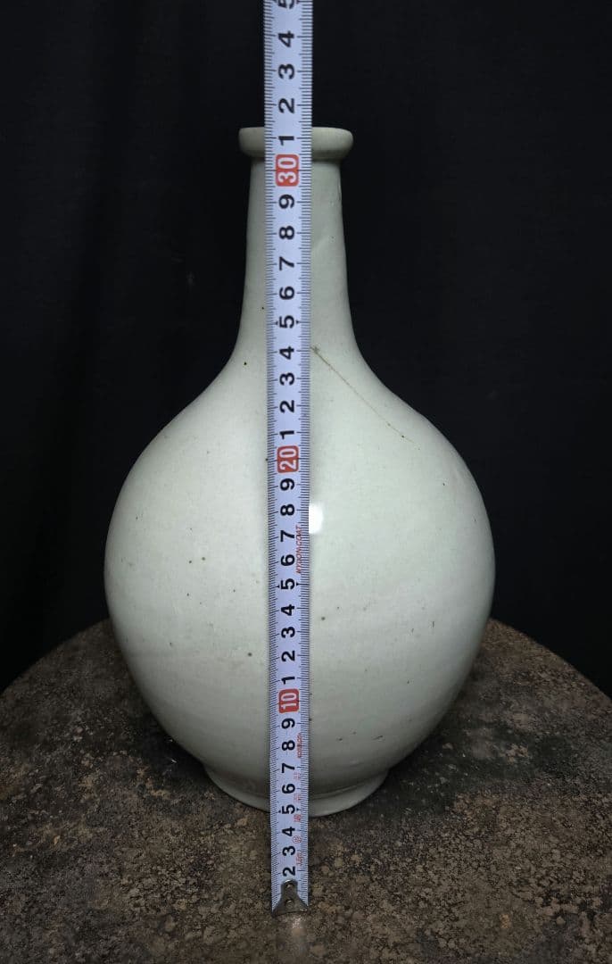 大特価　詳細不明確か古伊万里？白色陶器製ボトル型花瓶オブジェインテリア骨董市