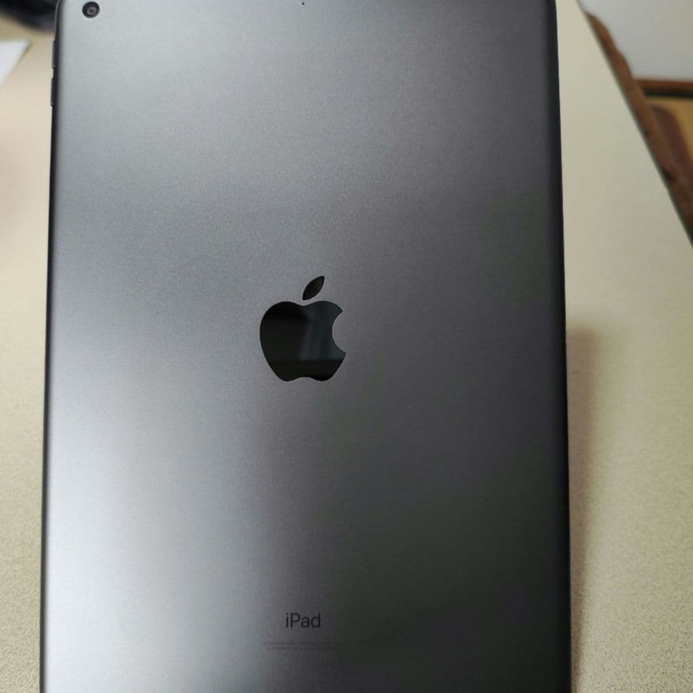 iPad　第9世代　64GB　Wi-Fiモデル スペースグレー 本体　修理交換品
