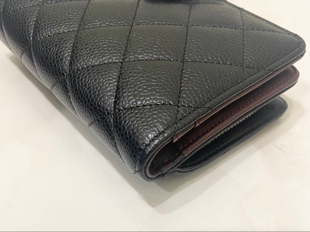 CHANEL マトラッセブラック 二つ折り財布