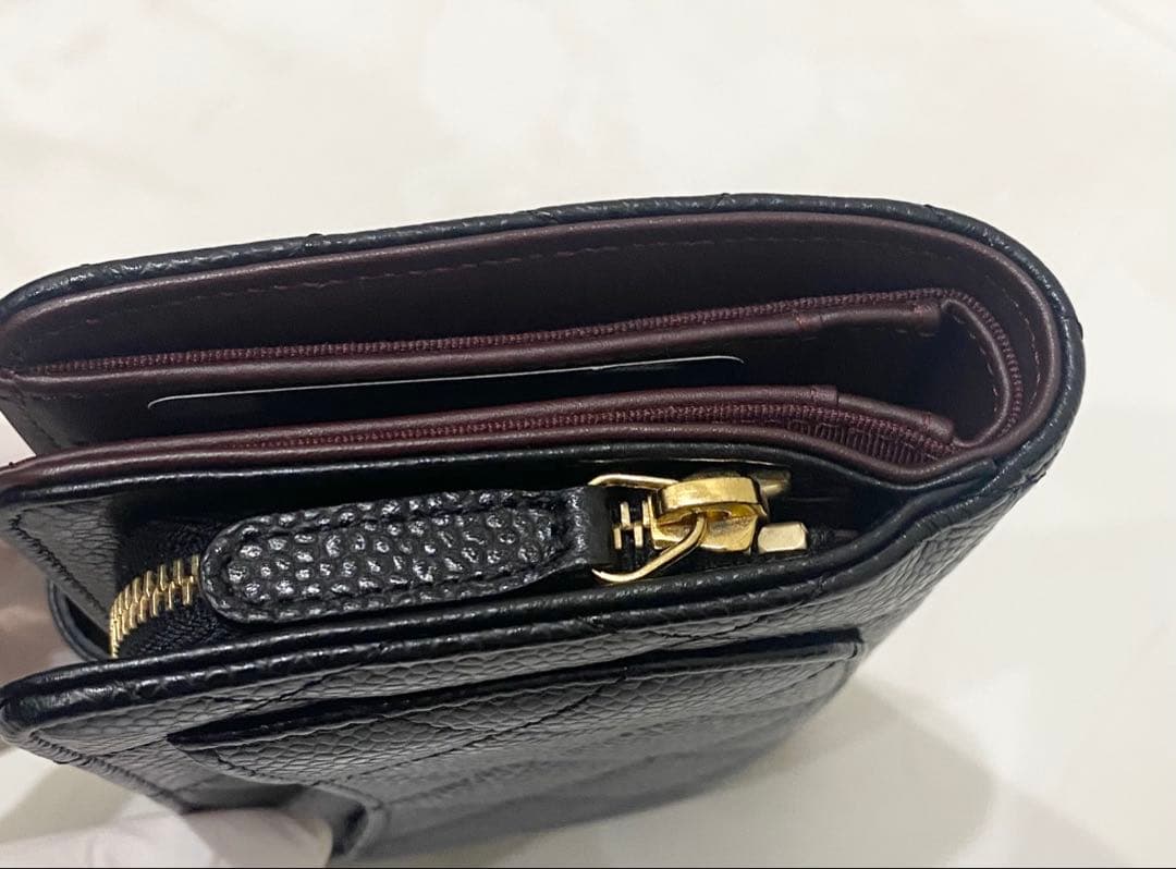 CHANEL マトラッセブラック 二つ折り財布