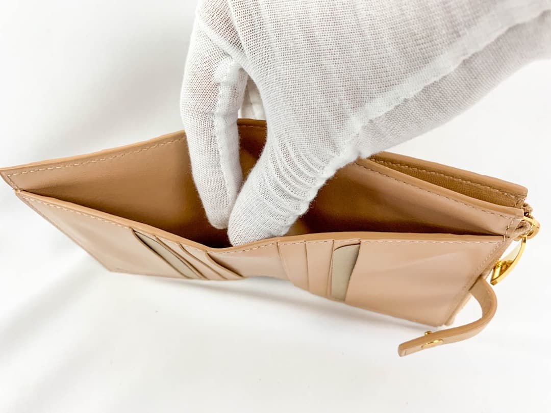 【新品】BOTTEGA VENETA　スモール 二つ折りファスナーウォレット