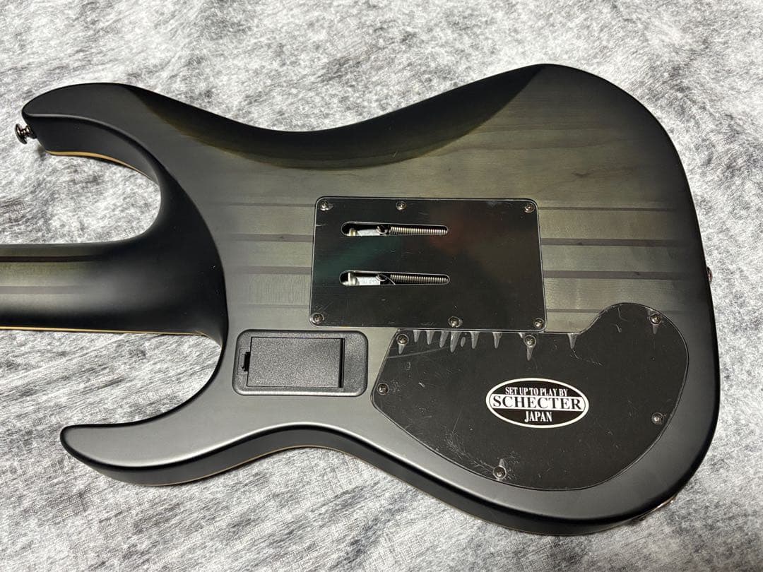 ギター Schecter Banshee Elite 7 FR Sustainiac