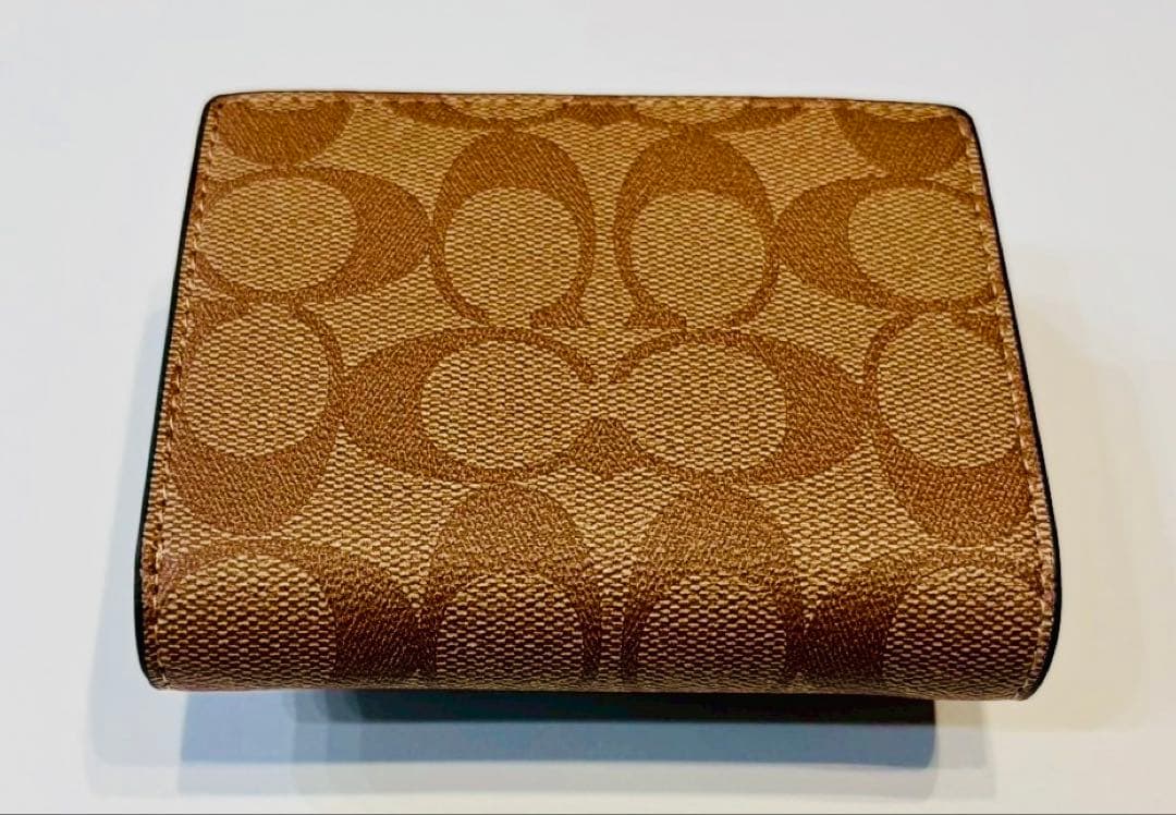 coach ブラウン　ホワイト　二つ折り財布　ホワイト　C7805
