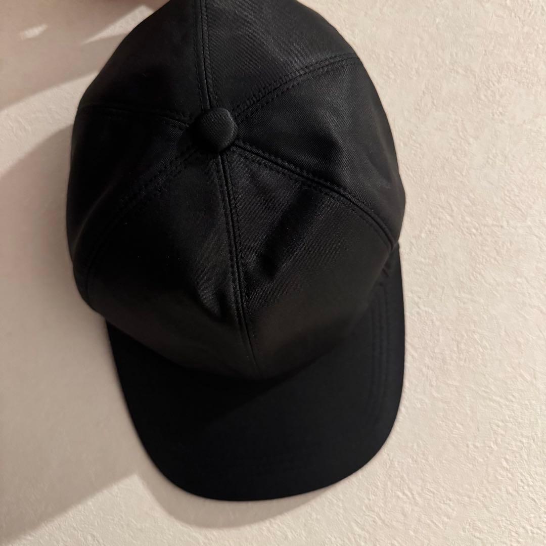 PRADA ブラック ベースボールキャップ　Mサイズ