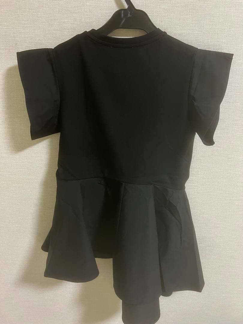 アダムエロペ　ブラック ペプラムトップス