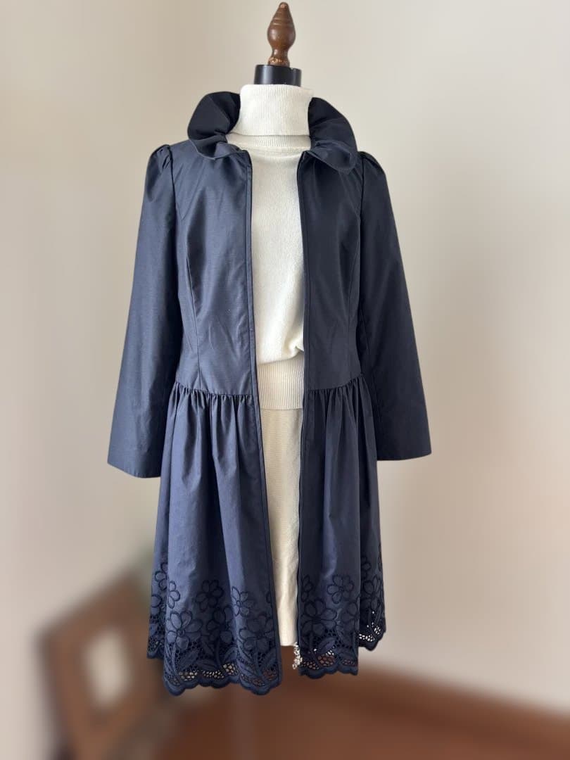 春物ネイビー カットワークレースコート Aライン