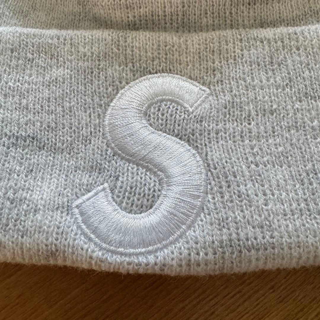 Supreme シュプリーム ニューエラ Sロゴ ビーニー グレー ニット帽