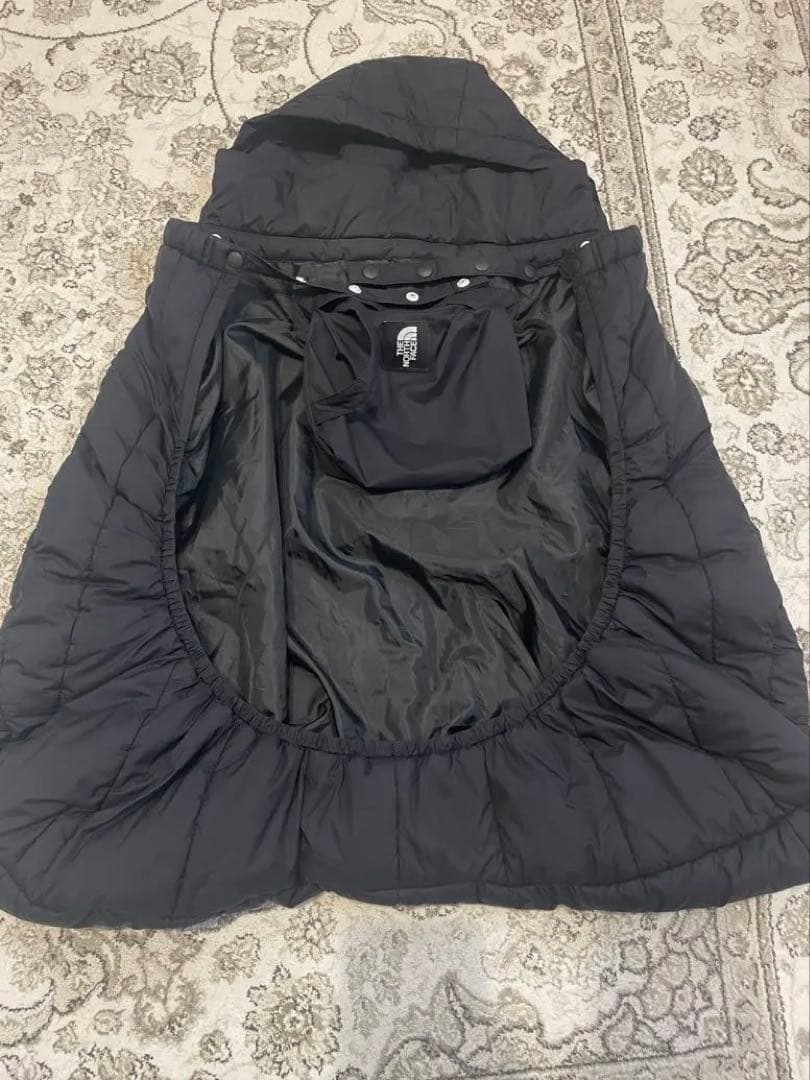 THE NORTH FACE フード付きダウンジャケット