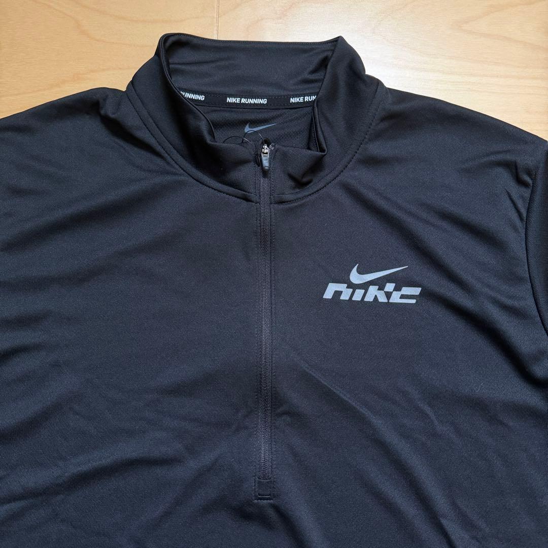 NIKEナイキ　ランニングウェア　長袖　ハーフジップアップシャツ　黒　XL 新品