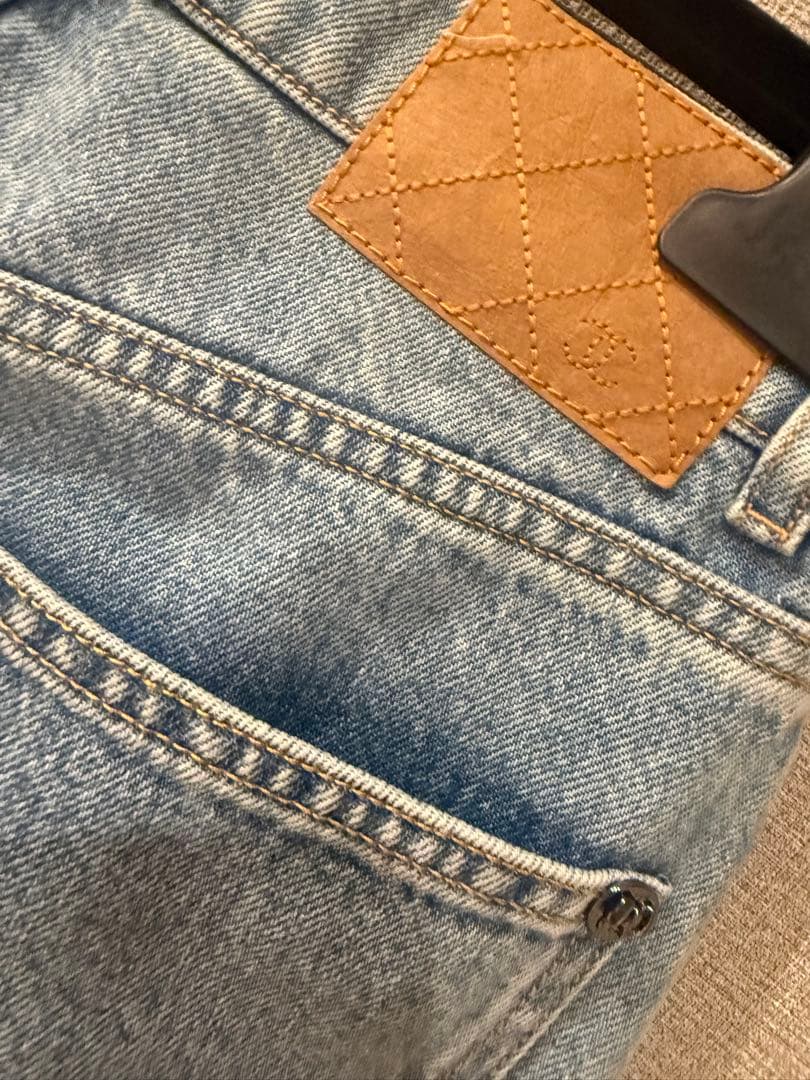 CHANEL デニムパンツ リボン