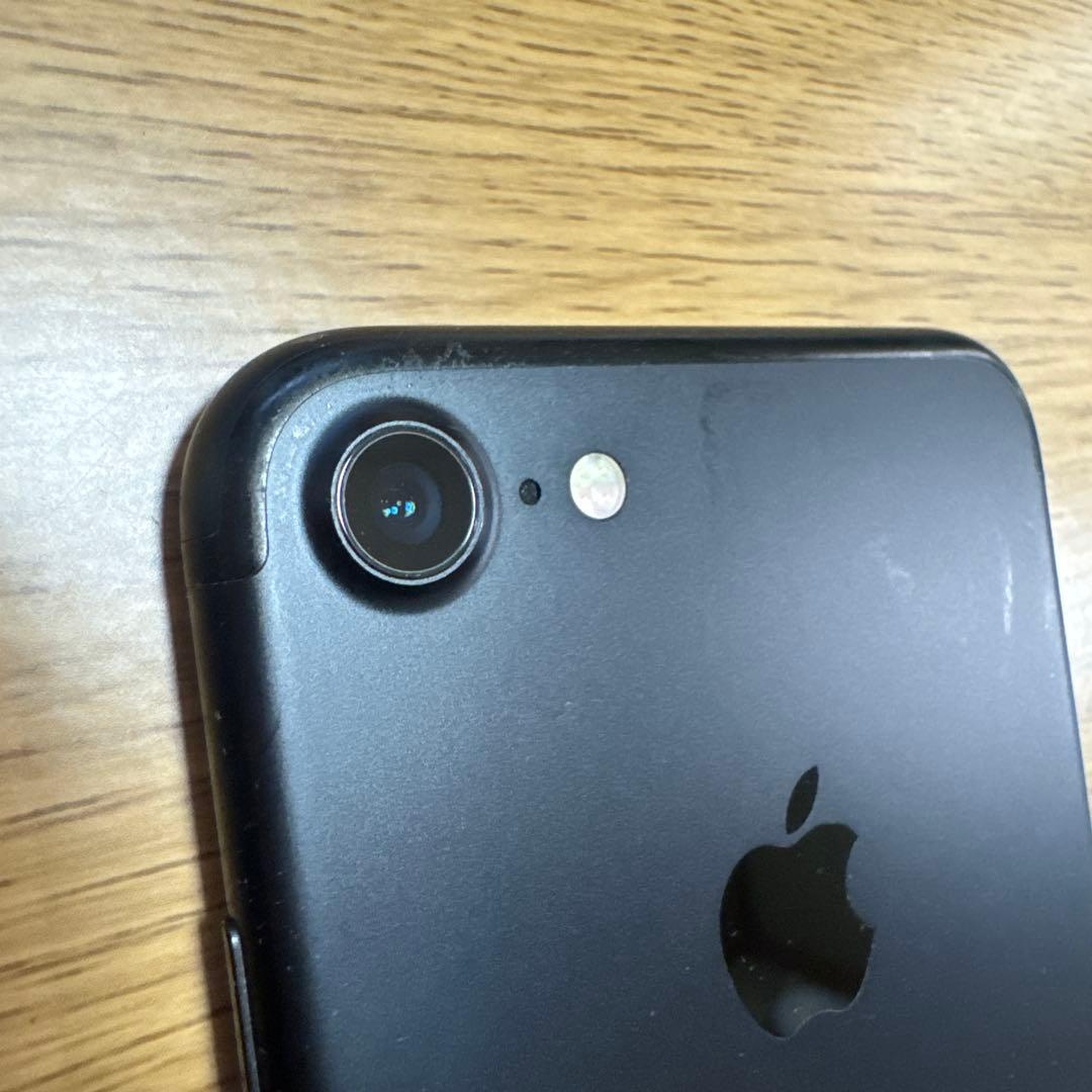 Apple iPhone7ブラック