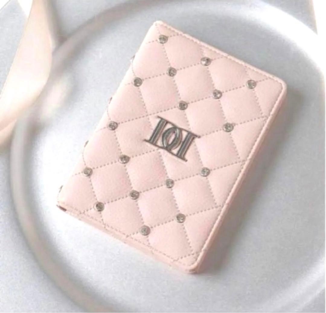 【新品未使用】Darich パスポートケース キルティングレザー ノベルティ