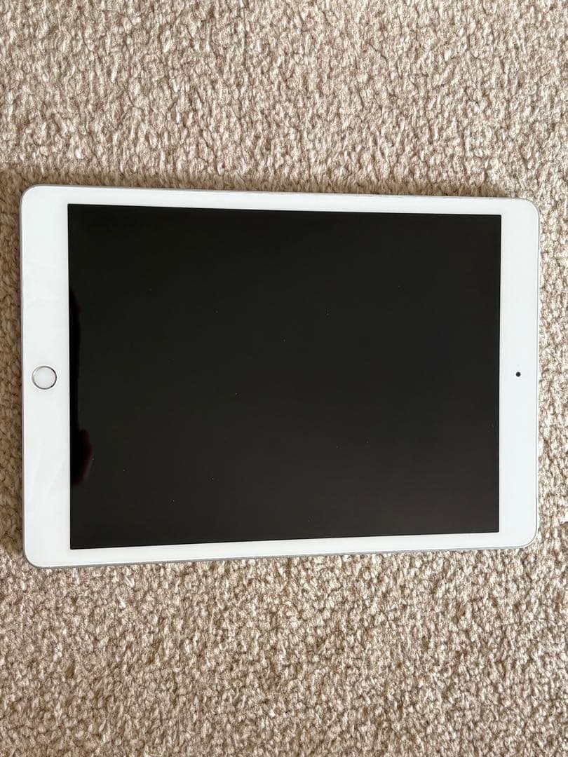 iPad 第7世代 32GB シルバー 箱付き SIMフリー