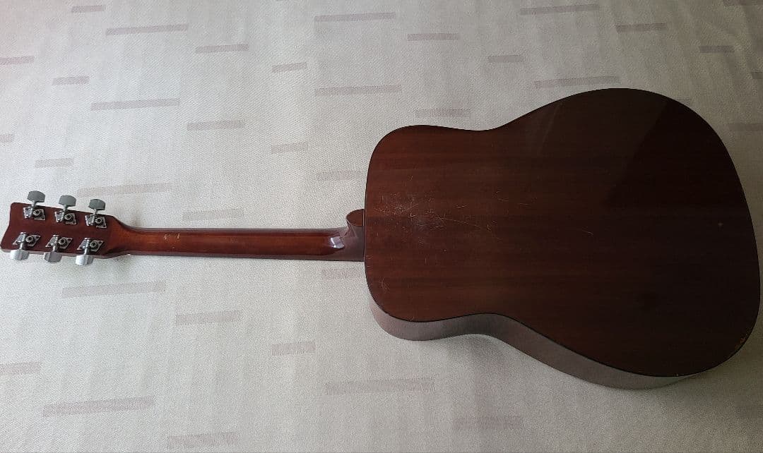 YAMAHA FG401 　アコースティックギター