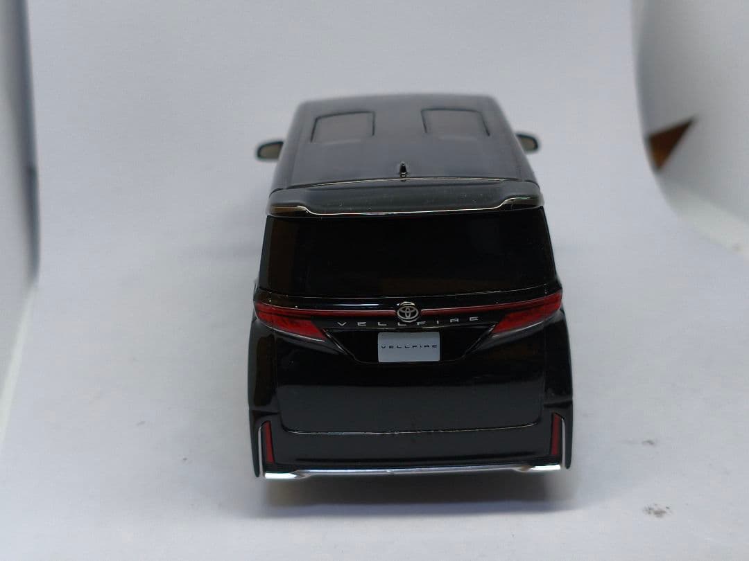 トヨタ ヴェルファイア カラーサンプル ミニカー 1/30 色見本 黒 ブラック